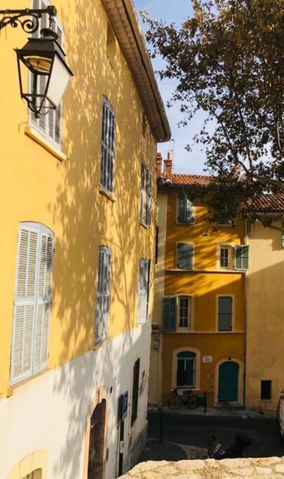 Apartment Cosy Avec Deux Velos Coeur De Hyères